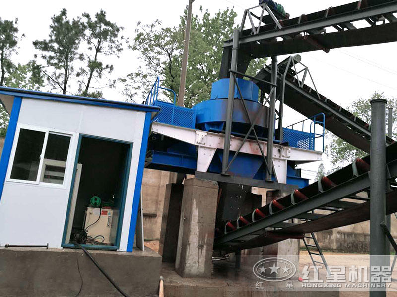 大型環(huán)保制砂生產(chǎn)線設(shè)備外置噴淋裝置 大型環(huán)保制砂生產(chǎn)線設(shè)備外置噴淋裝置