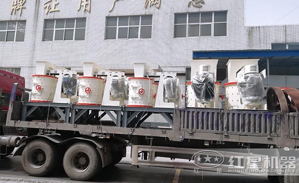 紅星復合式破碎機發(fā)貨圖 紅星復合式破碎機發(fā)貨圖