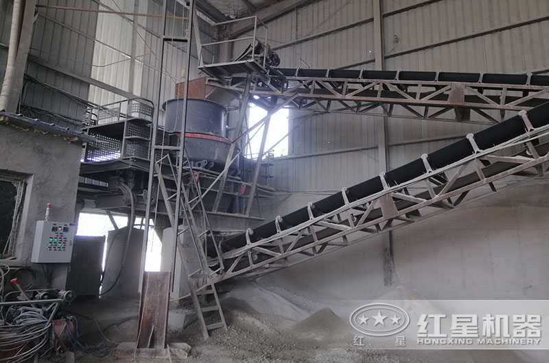 沖擊式破碎機(jī)客戶作業(yè)現(xiàn)場(chǎng) 沖擊式破碎機(jī)客戶作業(yè)現(xiàn)場(chǎng)