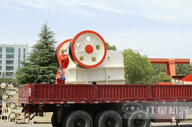 HDX德版連體顎式破碎機發(fā)貨圖 HDX德版連體顎式破碎機發(fā)貨圖