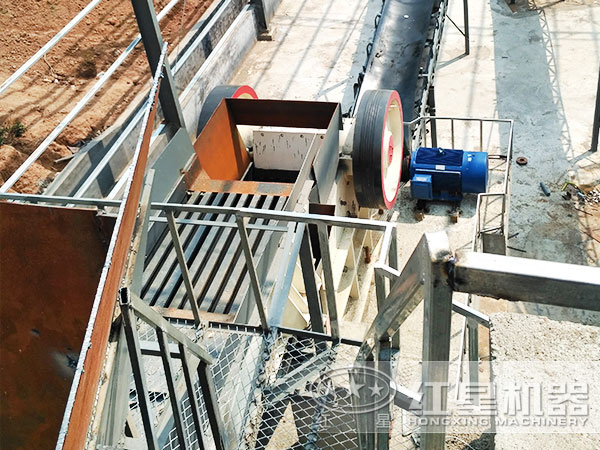 時產250噸碎石機_嗑石機生產現場 時產250噸碎石機_嗑石機生產現場