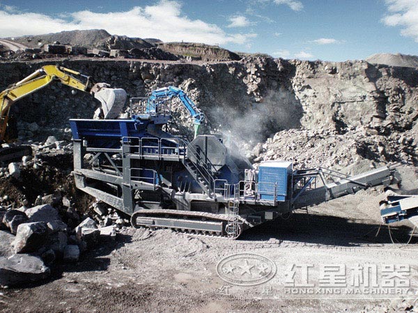 HX車載流動碎石機(jī)_嗑石機(jī)現(xiàn)場作業(yè)圖 HX車載流動碎石機(jī)_嗑石機(jī)現(xiàn)場作業(yè)圖