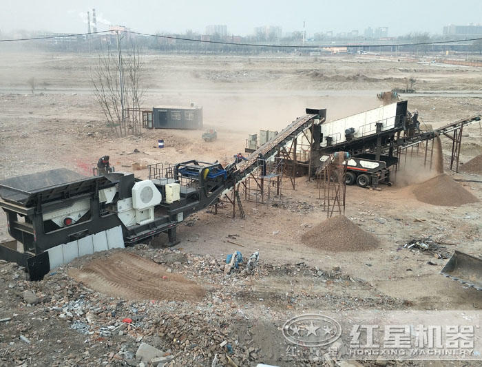 建筑垃圾碎石機(jī)作業(yè)現(xiàn)場 建筑垃圾碎石機(jī)作業(yè)現(xiàn)場