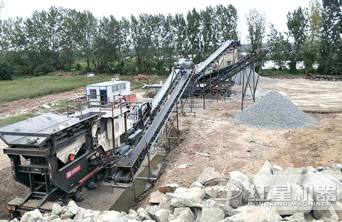 移動碎石設備搭載鄂式破碎機 移動碎石設備搭載鄂式破碎機