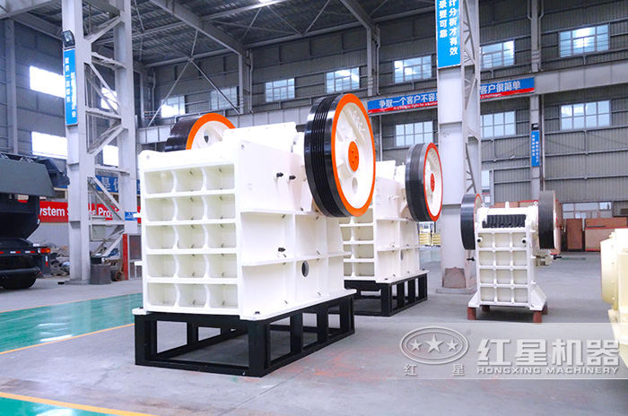 鄂式破碎機(jī),石場(chǎng)粗碎設(shè)備 鄂式破碎機(jī),石場(chǎng)粗碎設(shè)備